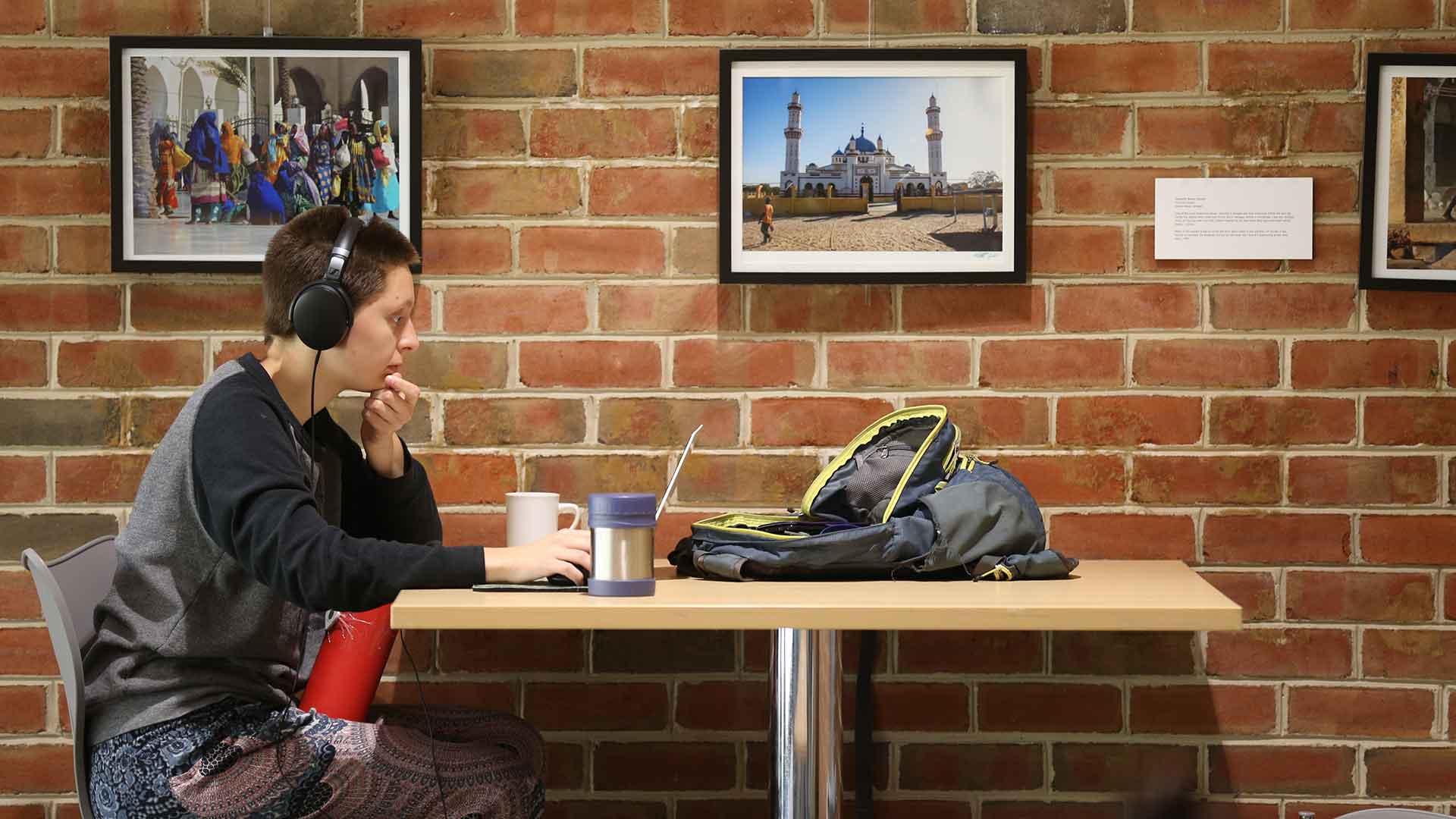 SMCM student studying in Montgomery Hall