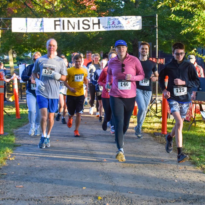 HF24 5K 4 Hawktoberfest 5K participants race start