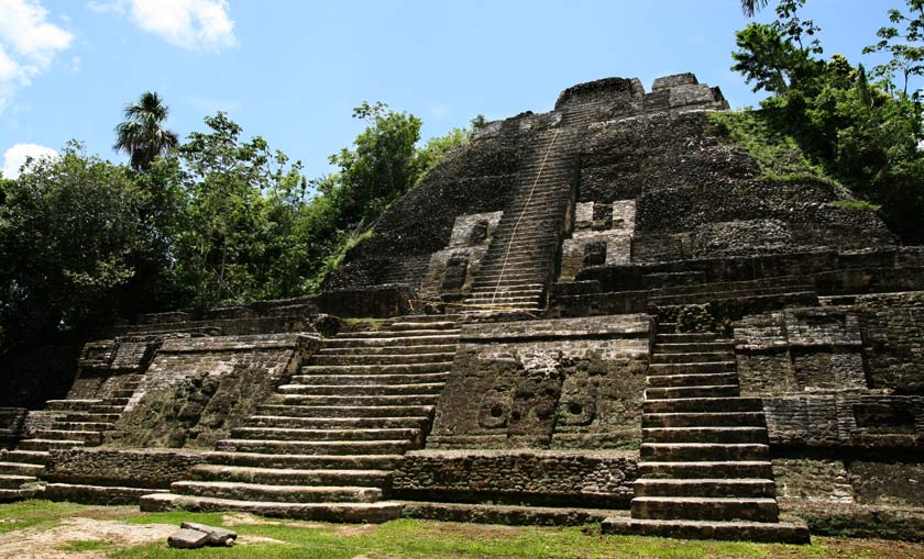 lamanai-belize